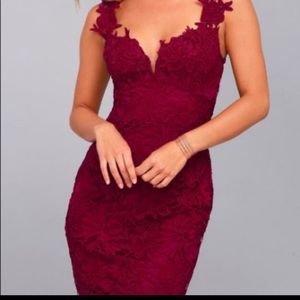 Uno, dos, lace dress